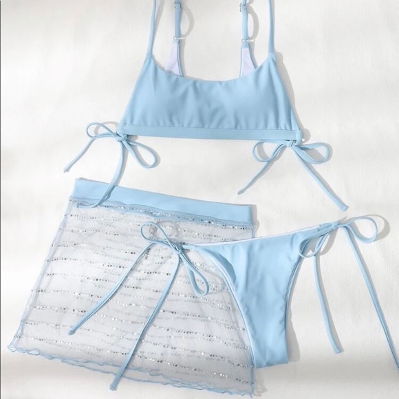 NWOT 3 Piece Baby Blue Bikini Set - Picture 3 of 10
